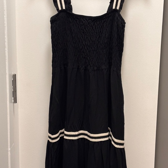 Saint + Sofia Maya Shirring Dress - Picture 6 of 8